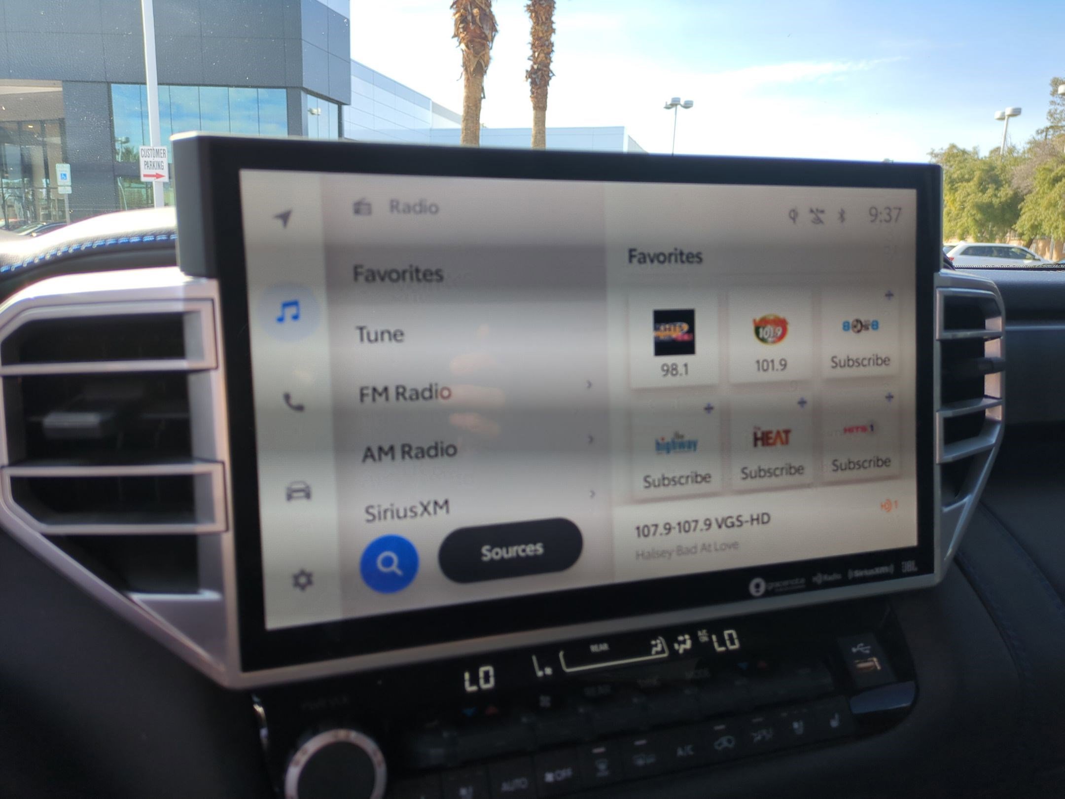 Used 2024 Toyota Sequoia Platinum image 19