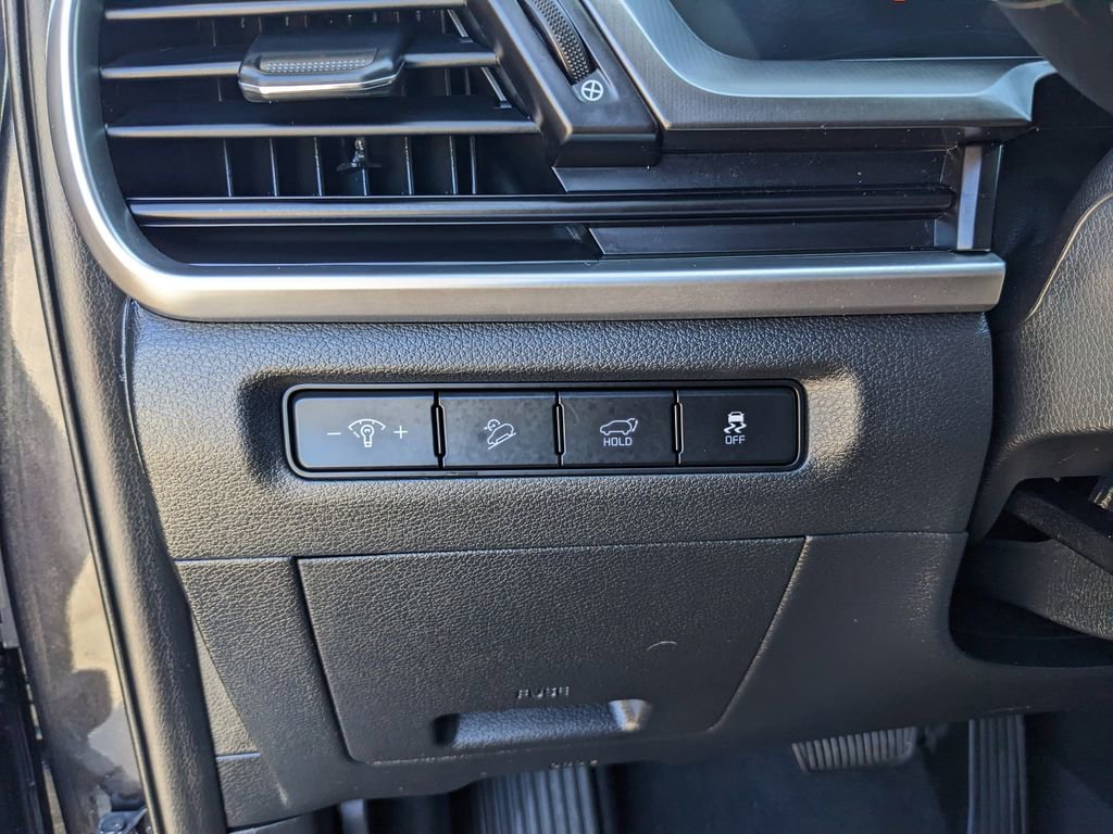 Used 2025 Kia Telluride S image 27