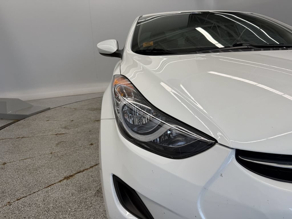 Used 2013 Hyundai Elantra GLS FWD image 13