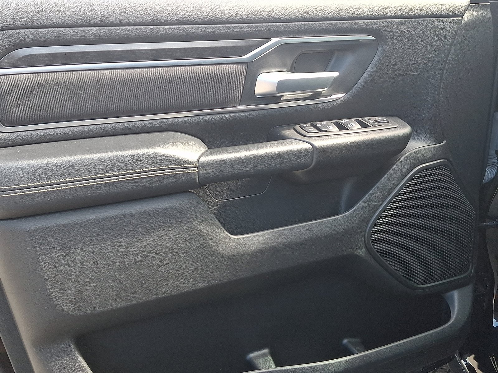 Certified 2024 RAM 1500 Big Horn AWD/4WD image 12