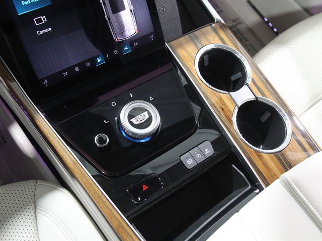 Certified 2025 Cadillac Escalade ESV Sport Platinum image 21