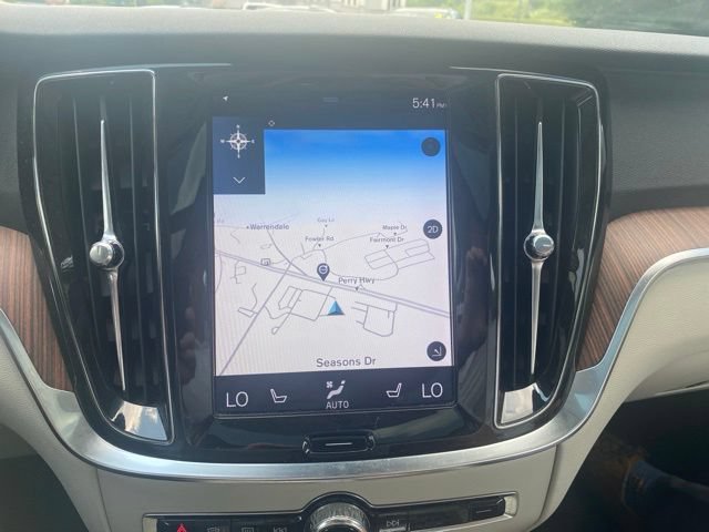 Used 2019 Volvo S60 T6 Momentum AWD/4WD image 16