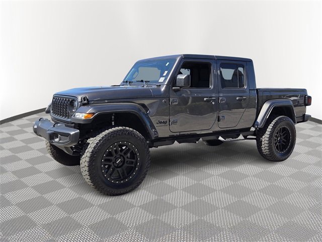 Certified 2024 Jeep Gladiator Sport image 2