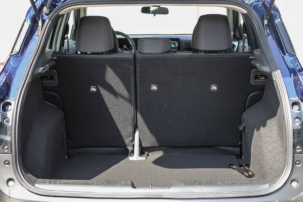 New 2026 Nissan Kicks S FWD image 13