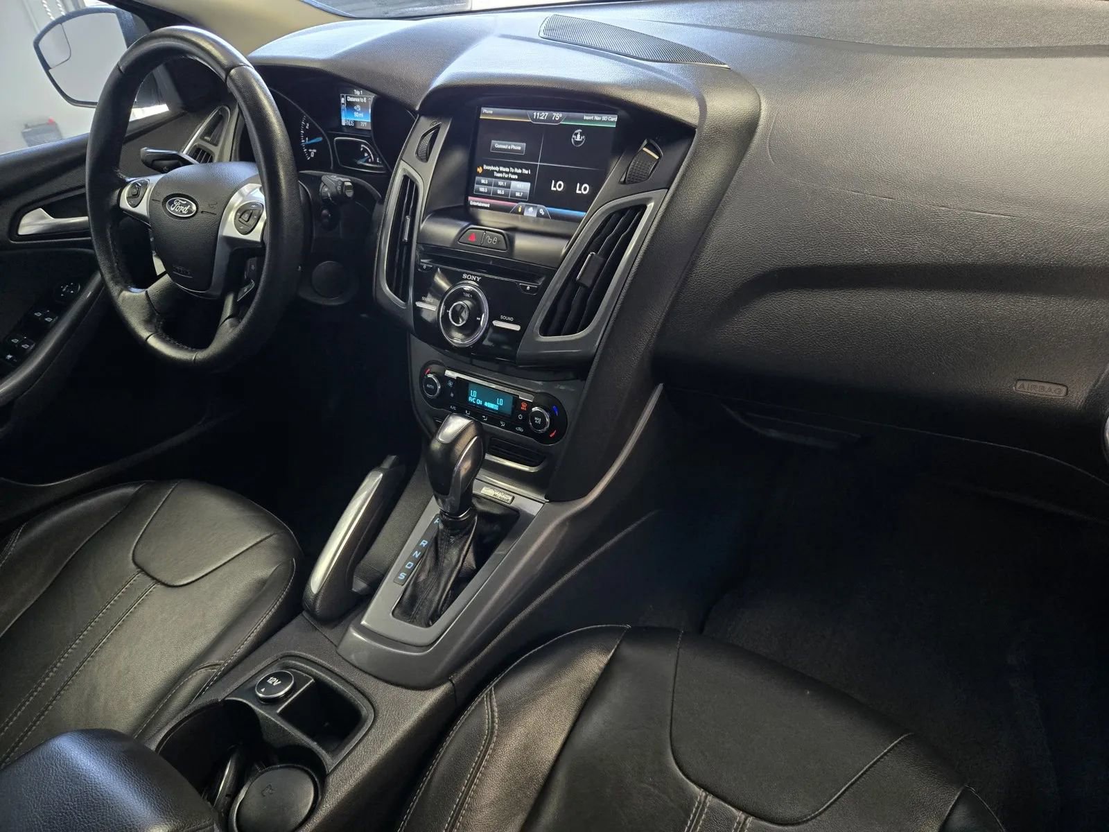 Used 2012 Ford Focus Titanium FWD image 5