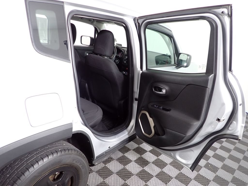 Used 2017 Jeep Renegade Sport w/ Power & Air Group AWD/4WD image 33