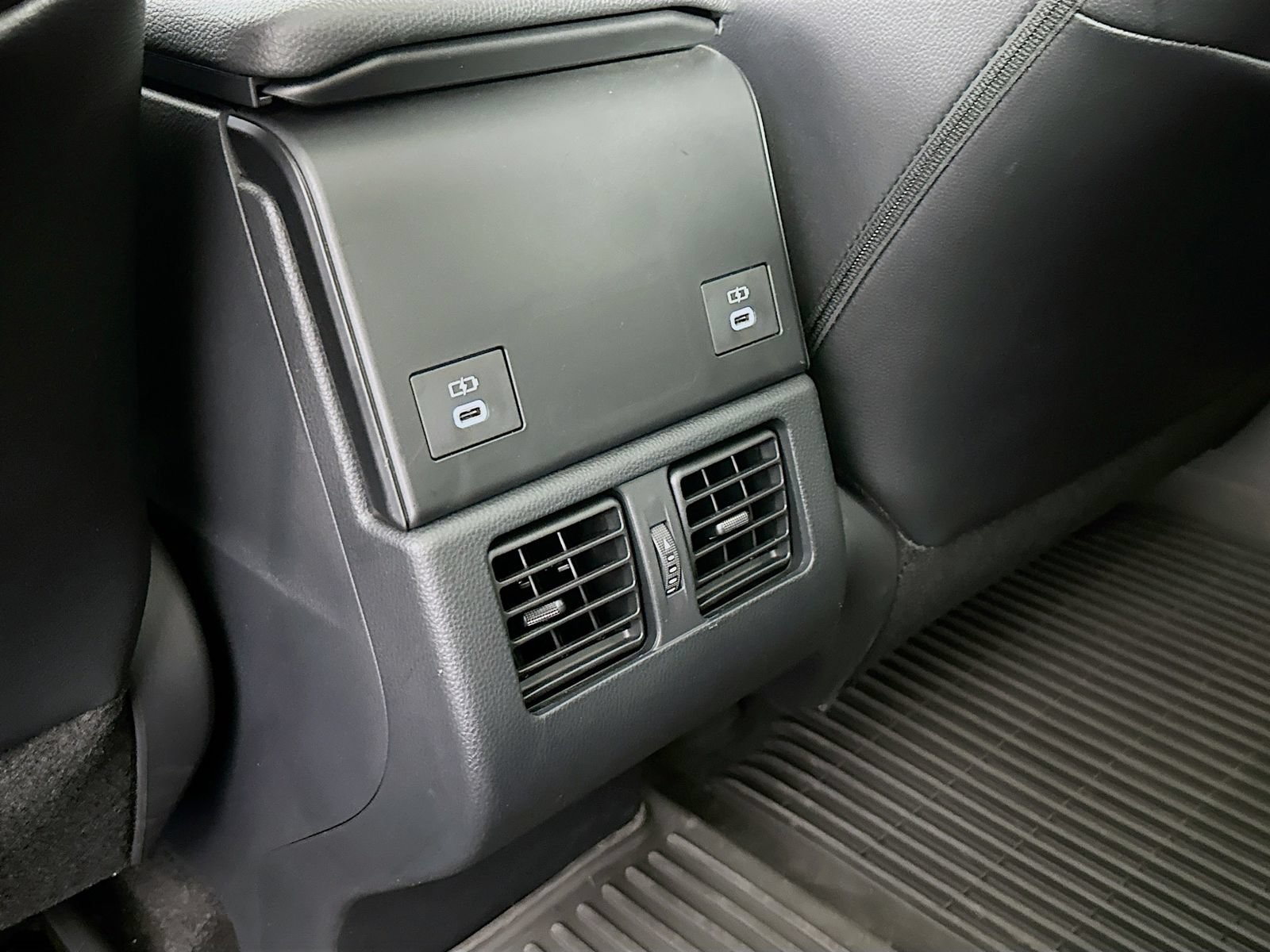 Certified 2023 Toyota bZ4X AWD image 25