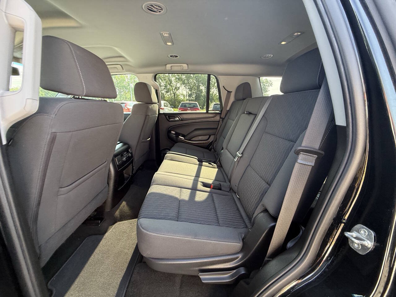 Used 2018 Chevrolet Tahoe LS AWD/4WD image 21