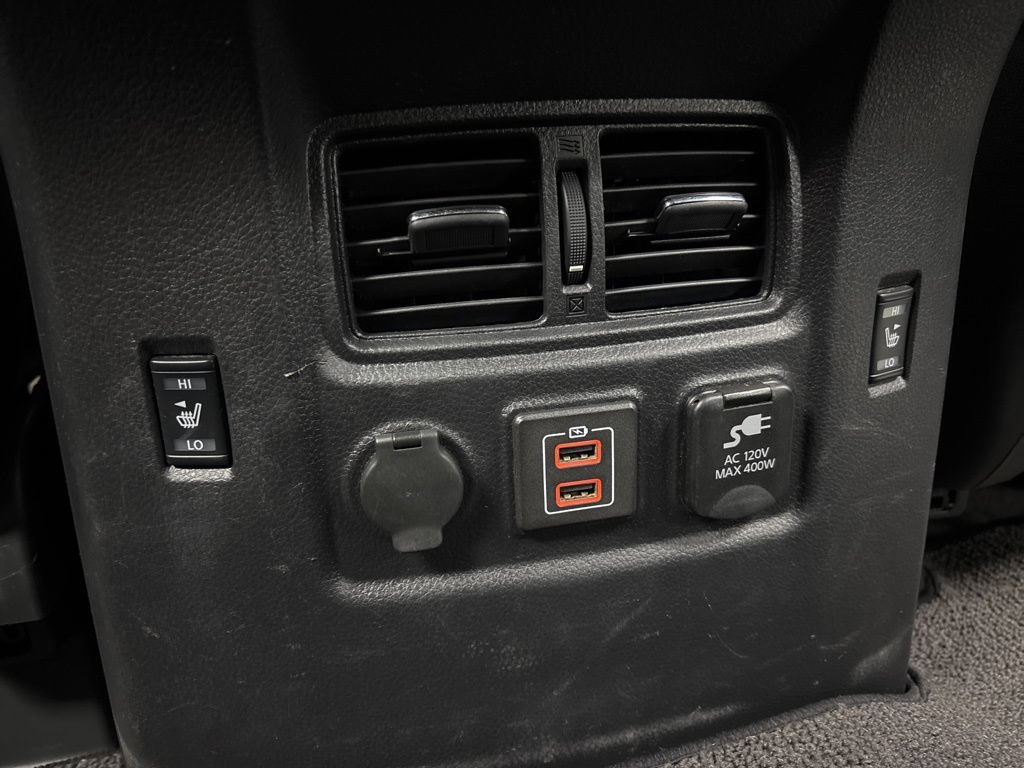Used 2020 Nissan Titan PRO-4X w/ Pro-4x Convenience Package AWD/4WD image 30