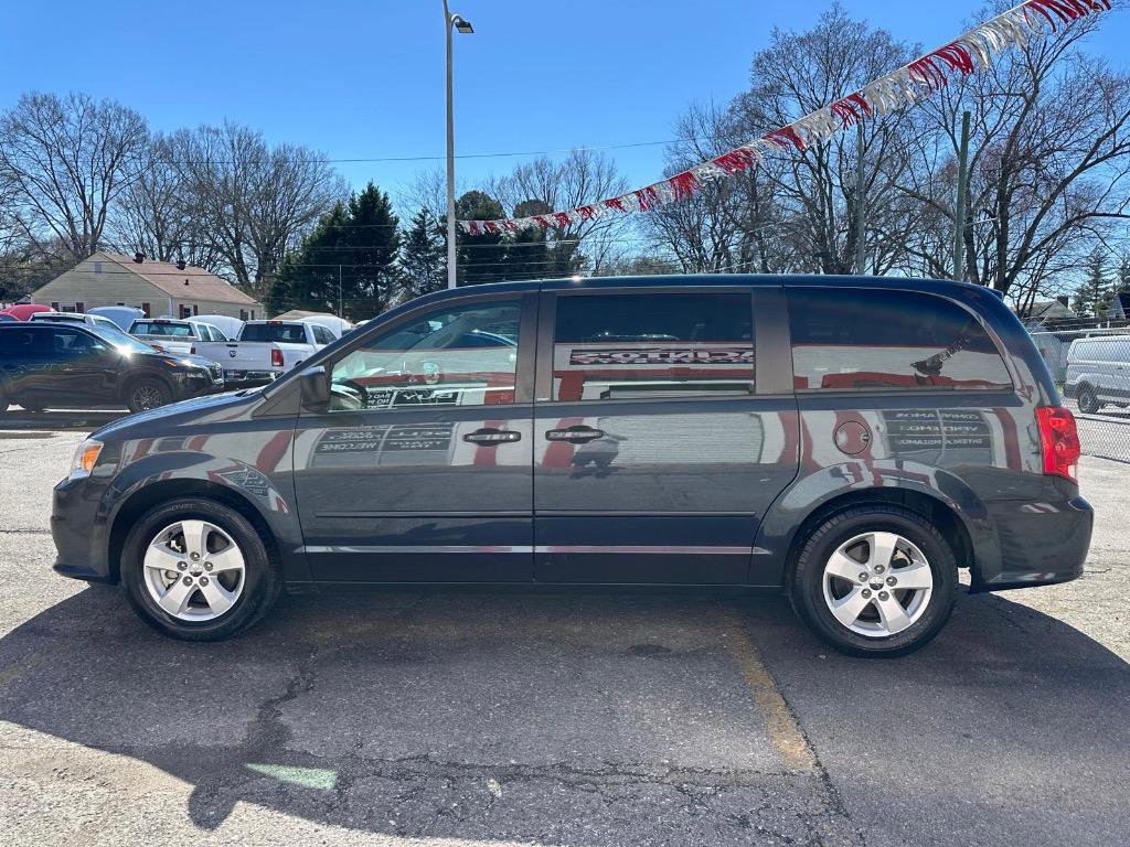 Used 2013 Dodge Grand Caravan SE image 5