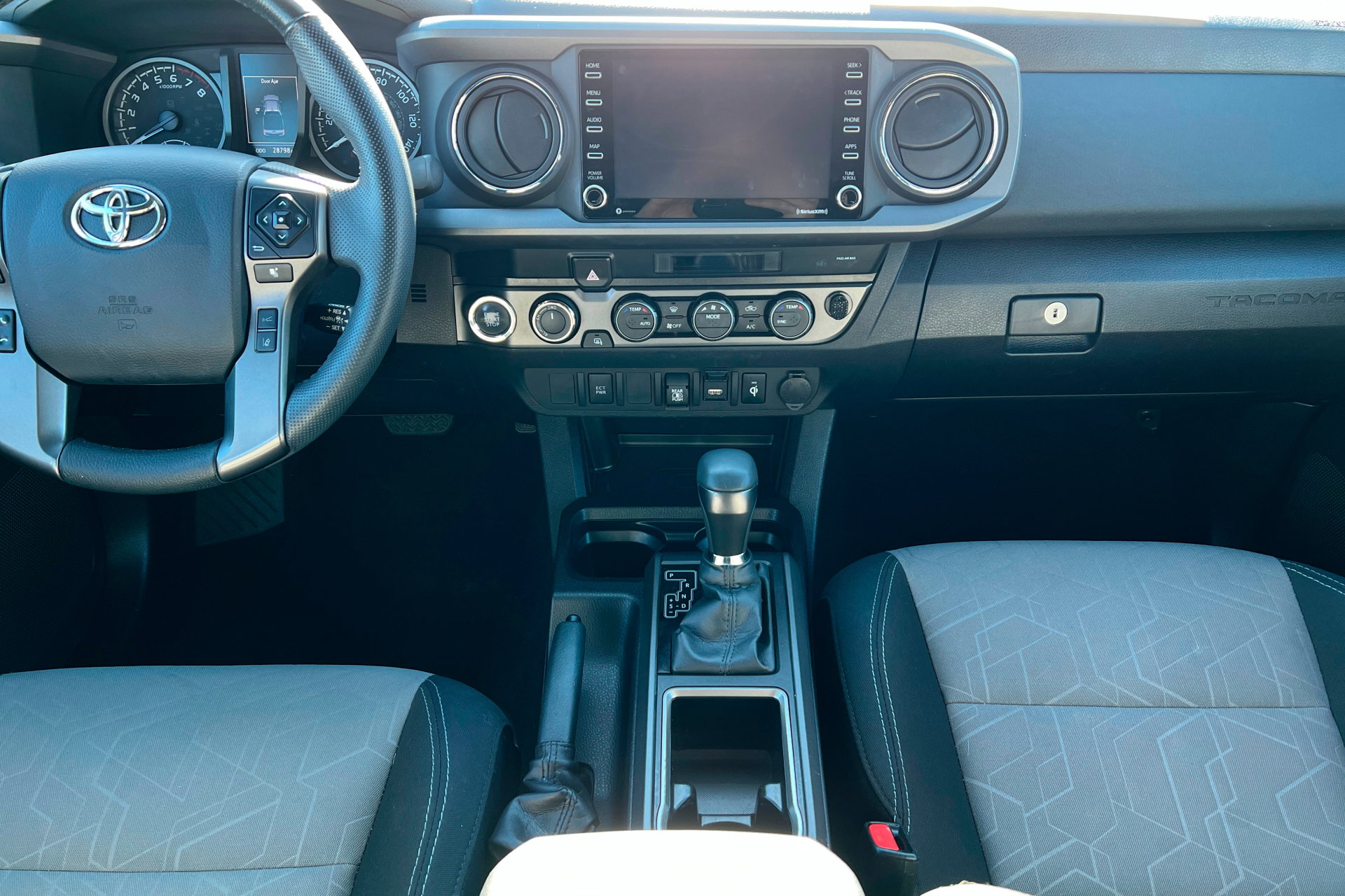 Used 2023 Toyota Tacoma TRD Off-Road image 14