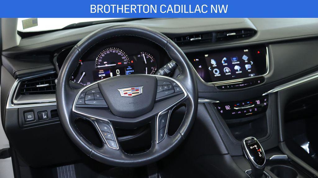 Used 2017 Cadillac XT5 Premium Luxury w/ Driver Assist Package image 21