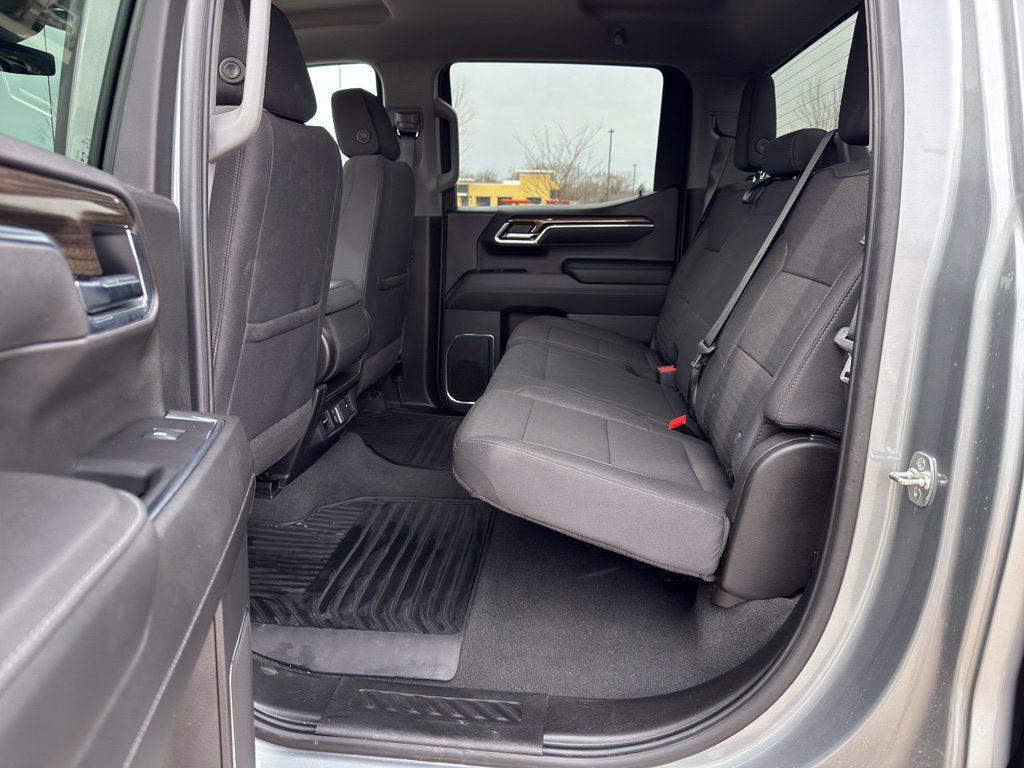 Used 2025 Chevrolet Silverado 1500 LT image 42