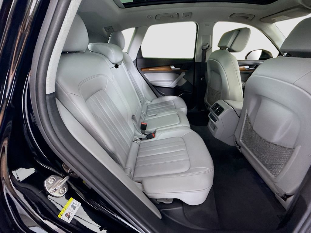 Used 2021 Audi Q5 2.0T Premium Plus image 22