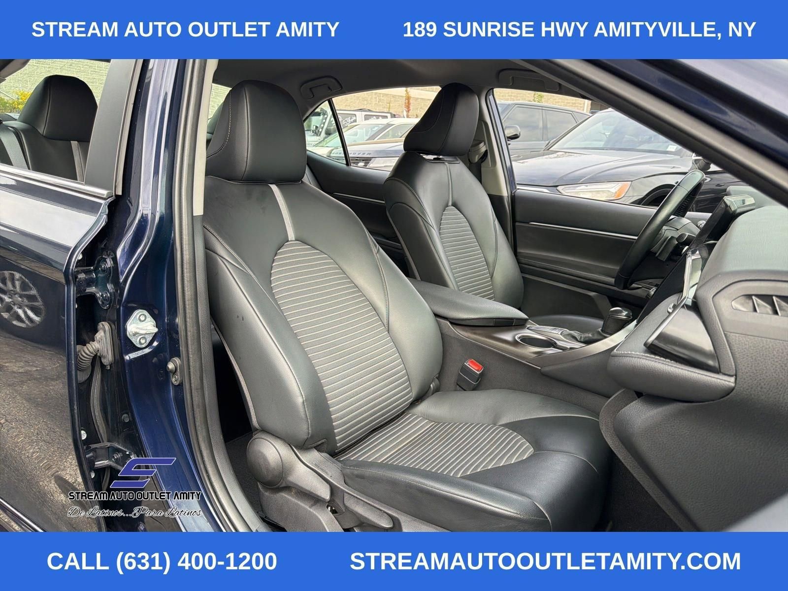 Used 2022 Toyota Camry SE image 10