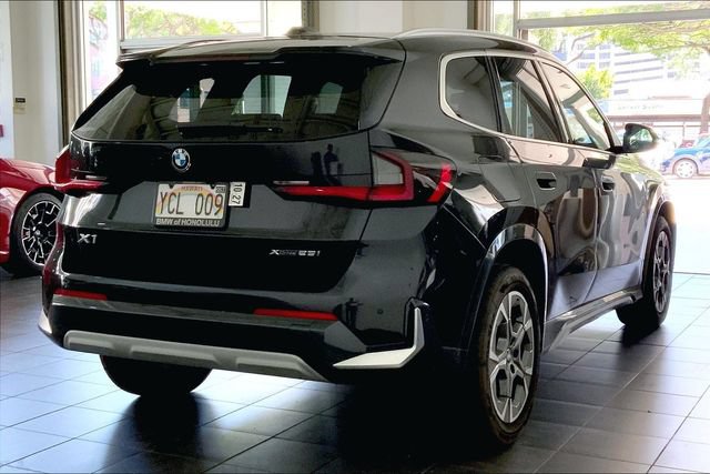 Used 2026 BMW X1 xDrive28i AWD/4WD image 6