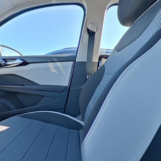 New 2026 Volkswagen Taos S image 24