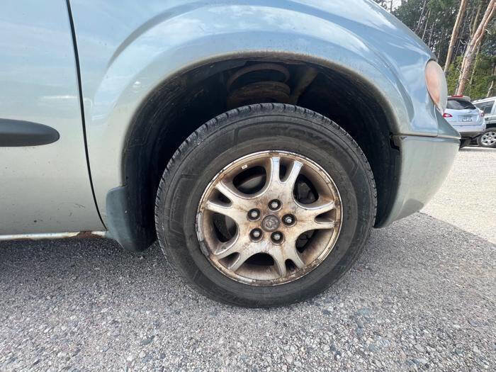 Used 2003 Dodge Caravan Sport FWD image 18