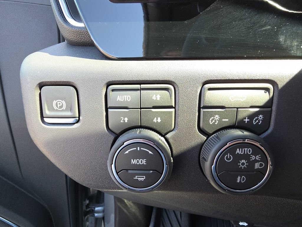 New 2026 Chevrolet Silverado 1500 LT Trail Boss w/ Convenience Package II AWD/4WD image 21