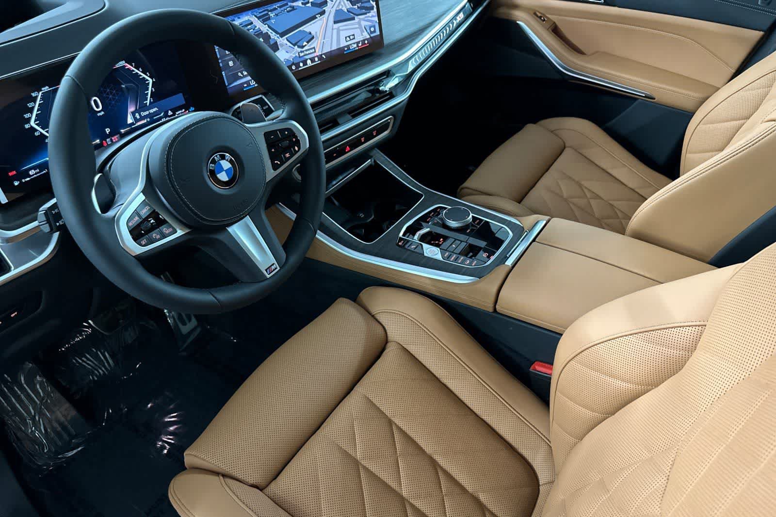 Used 2026 BMW X5 xDrive40i w/ M Sport Package AWD/4WD image 11