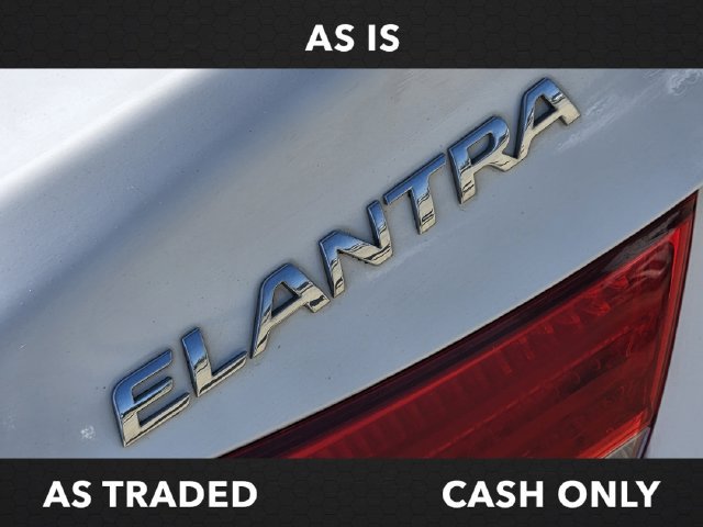 Used 2013 Hyundai Elantra Limited w/ Technology Pkg FWD image 12