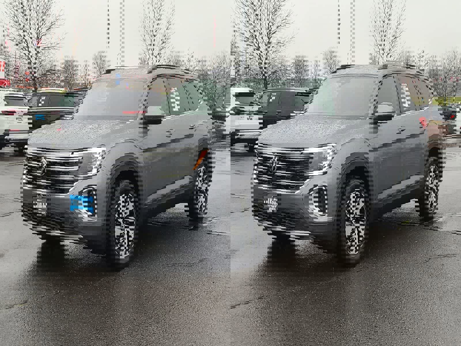 Used 2024 Volkswagen Atlas SE image 1