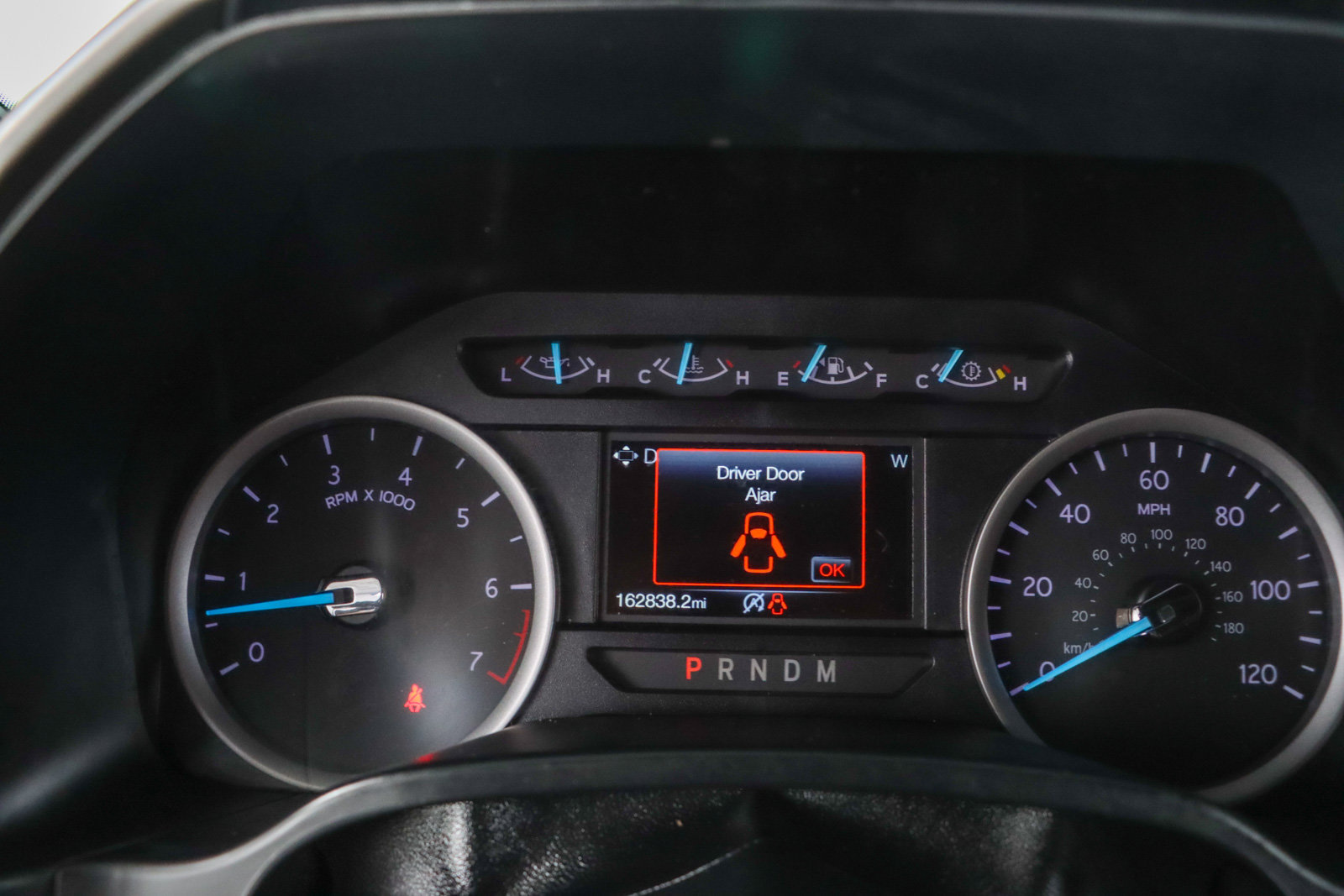 Used 2019 Ford Expedition XLT w/ Equipment Group 201A AWD/4WD image 16