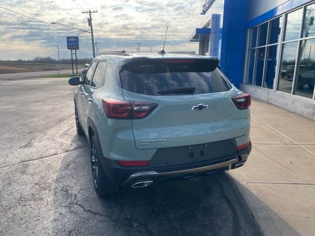 Used 2025 Chevrolet TrailBlazer ACTIV w/ Convenience Package image 3