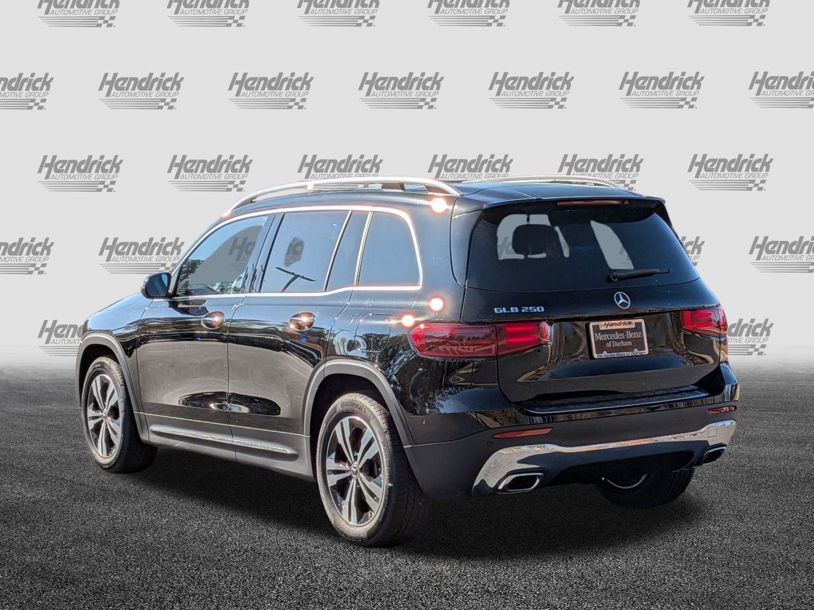 New 2026 Mercedes-Benz GLB 250 image 8