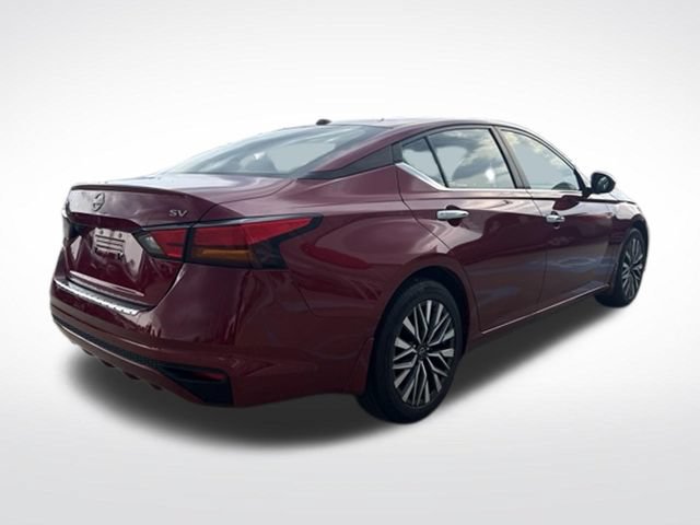 Used 2023 Nissan Altima 2.5 SV FWD image 5