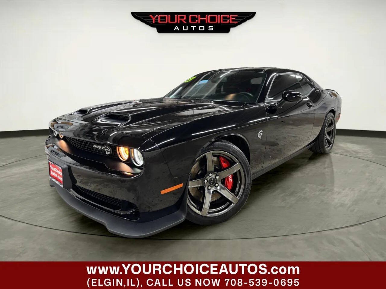 Used 2023 Dodge Challenger SRT Hellcat RWD image 2