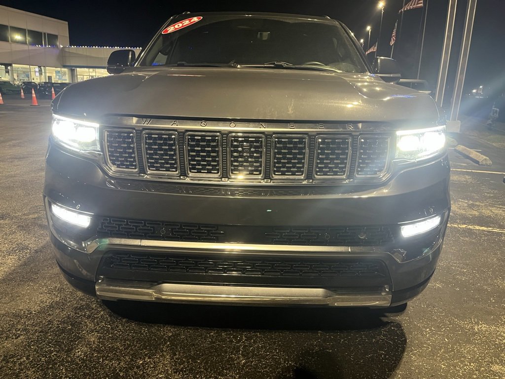 Used 2024 Jeep Grand Wagoneer L Series III image 2