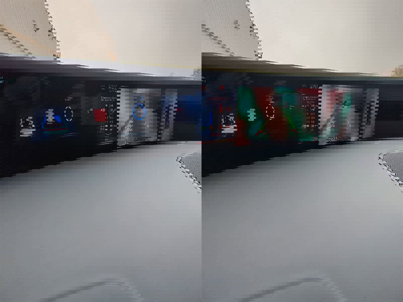 Used 2025 Lincoln Nautilus Reserve w/ Jet Appearance Package image 34