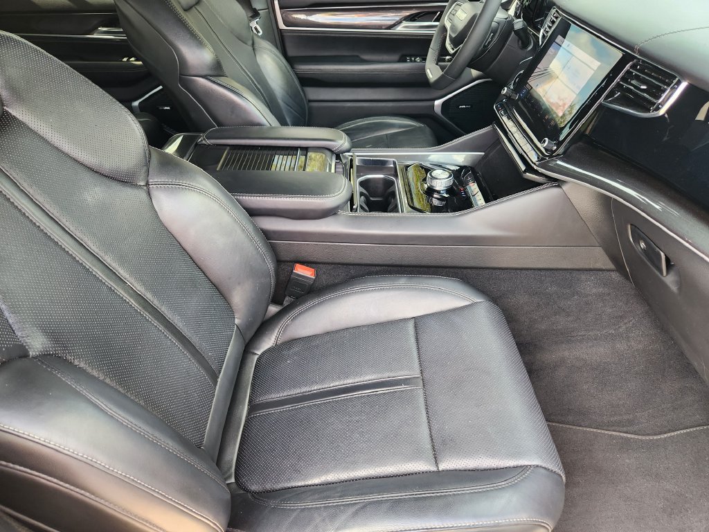 Used 2022 Jeep Wagoneer Series I w/ Convenience Group I RWD image 19