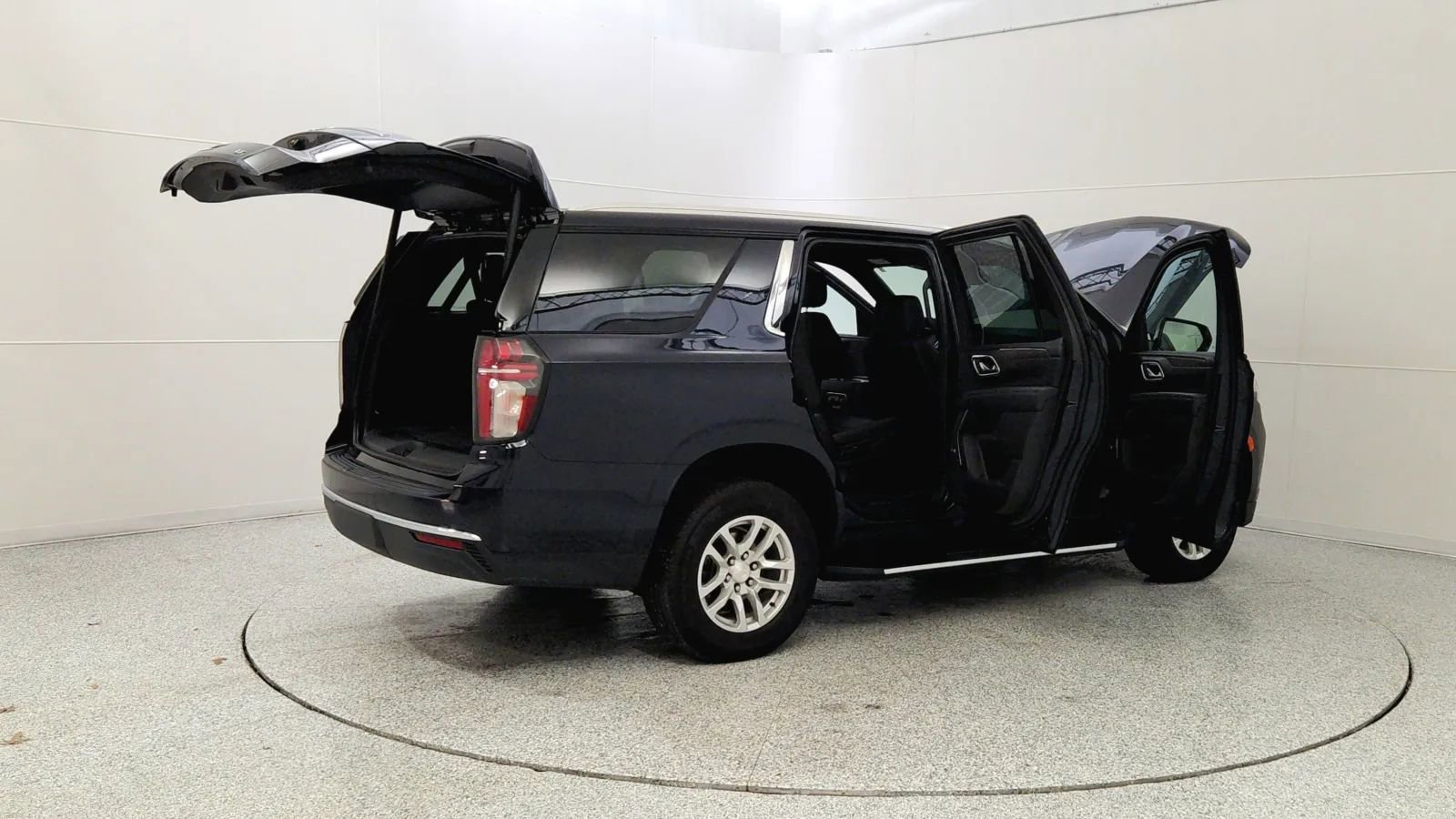 Used 2023 Chevrolet Tahoe LT image 12