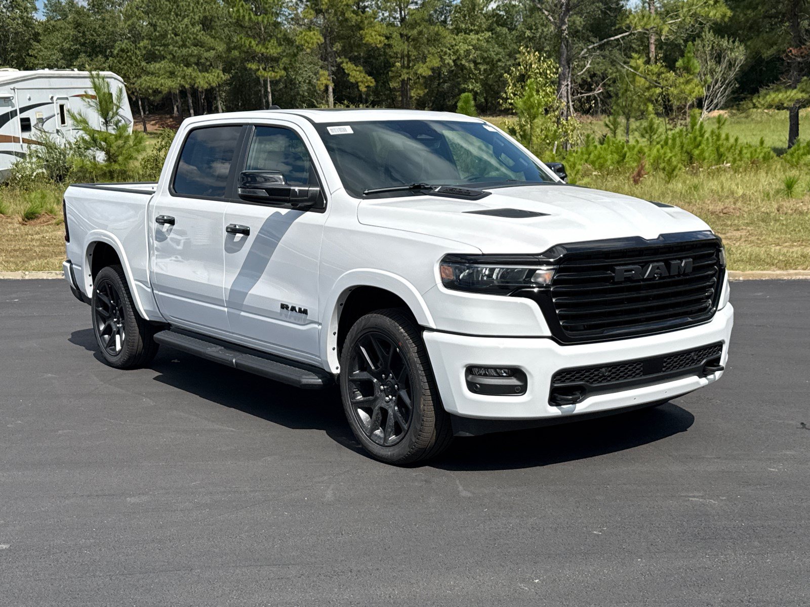 New 2027 RAM 1500 Laramie w/ Night Edition AWD/4WD image 3