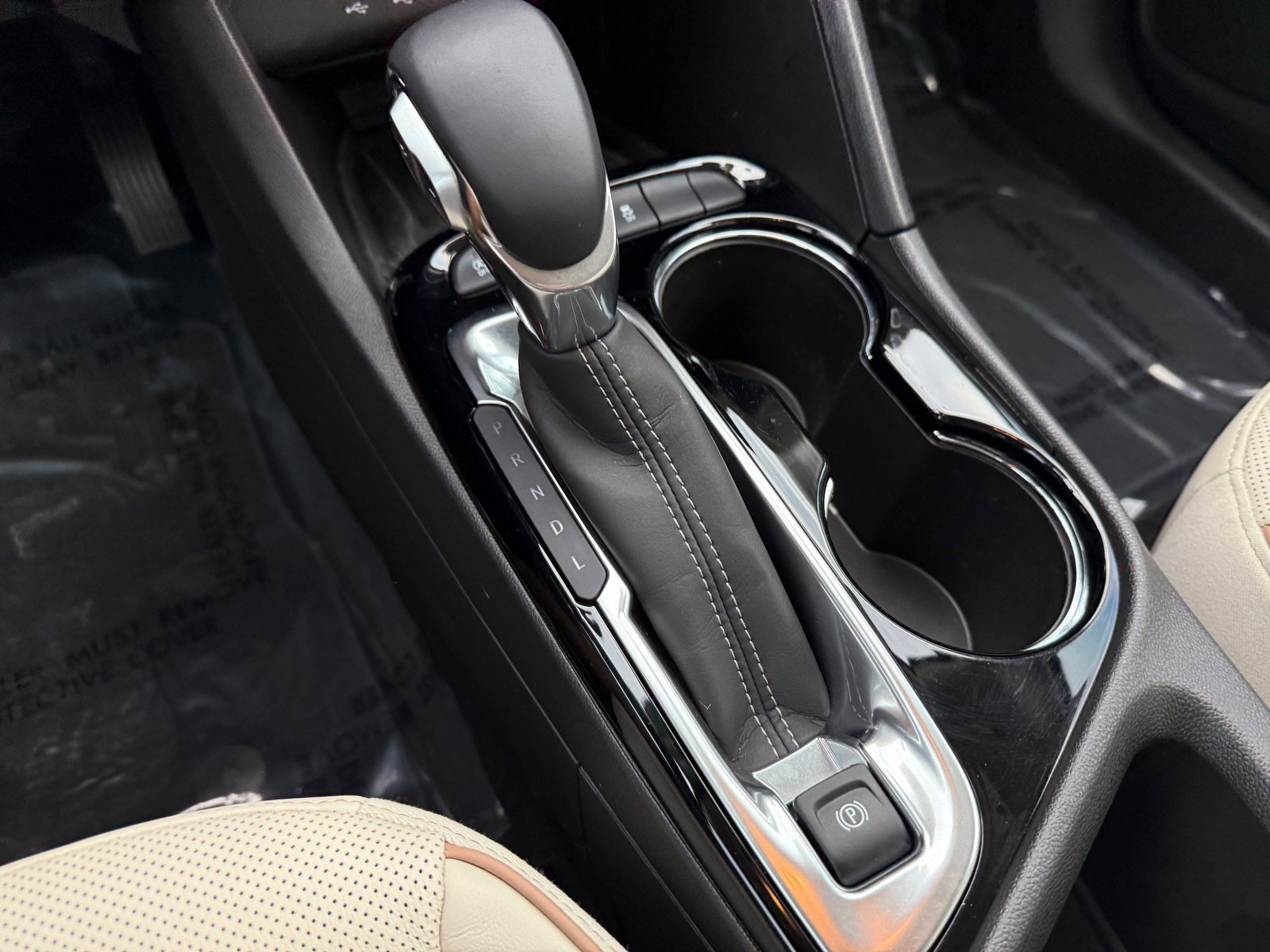 Certified 2024 Buick Encore GX Avenir w/ Avenir Technology Package image 22