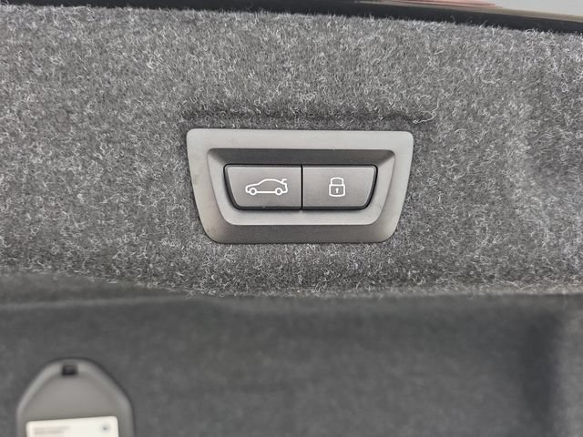 Certified 2024 BMW 530i xDrive w/ Convenience Package AWD/4WD image 33