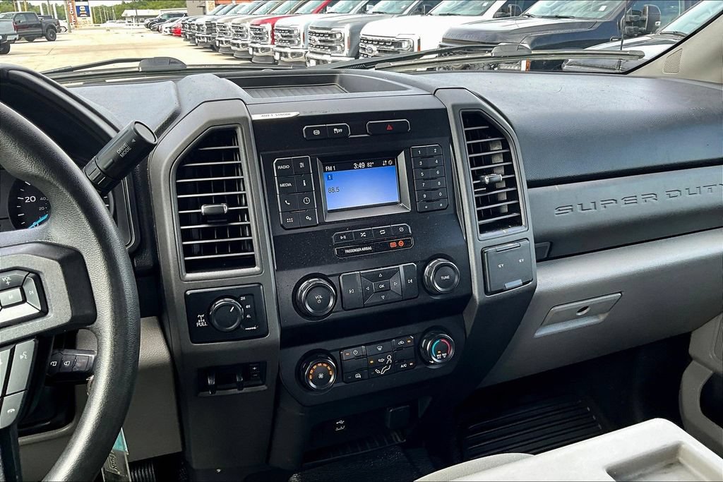 Used 2021 Ford F250 XL w/ Power Equipment Group AWD/4WD image 6