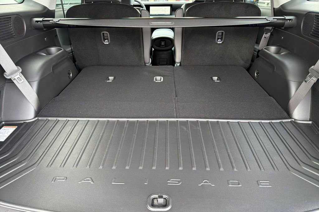 New 2026 Hyundai Palisade Limited image 13