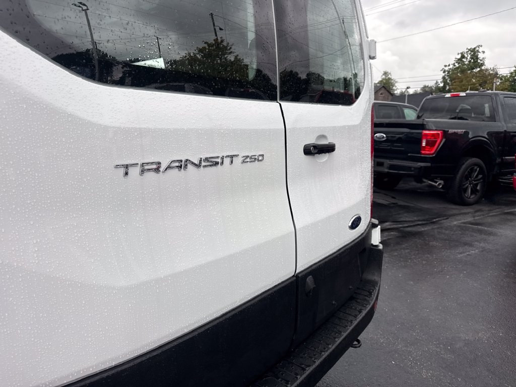 Used 2025 Ford Transit 250 Low Roof w/ Exterior Upgrade Package RWD image 12