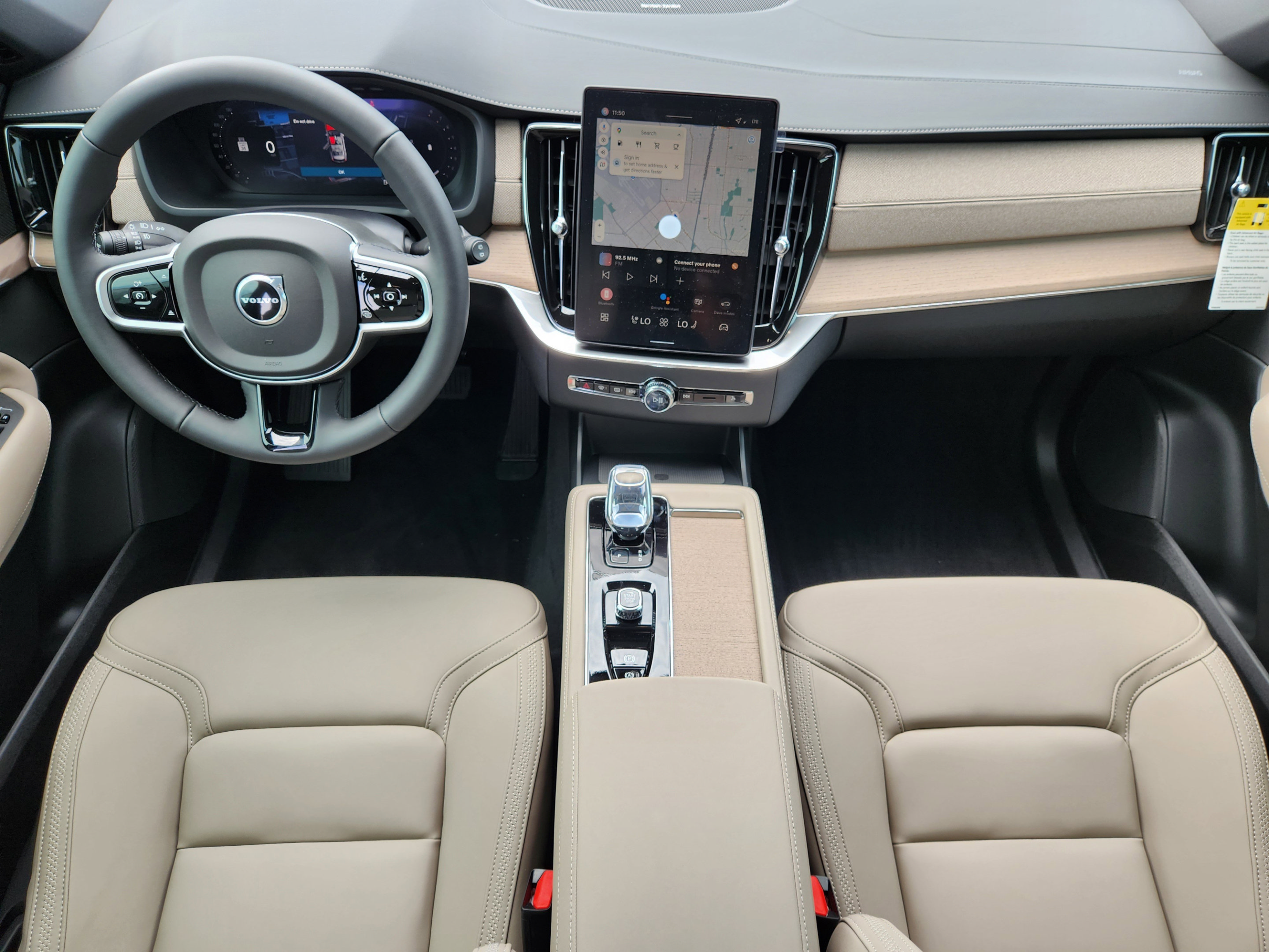 Used 2026 Volvo XC90 B6 Plus w/ Protection Package Premier AWD/4WD image 24