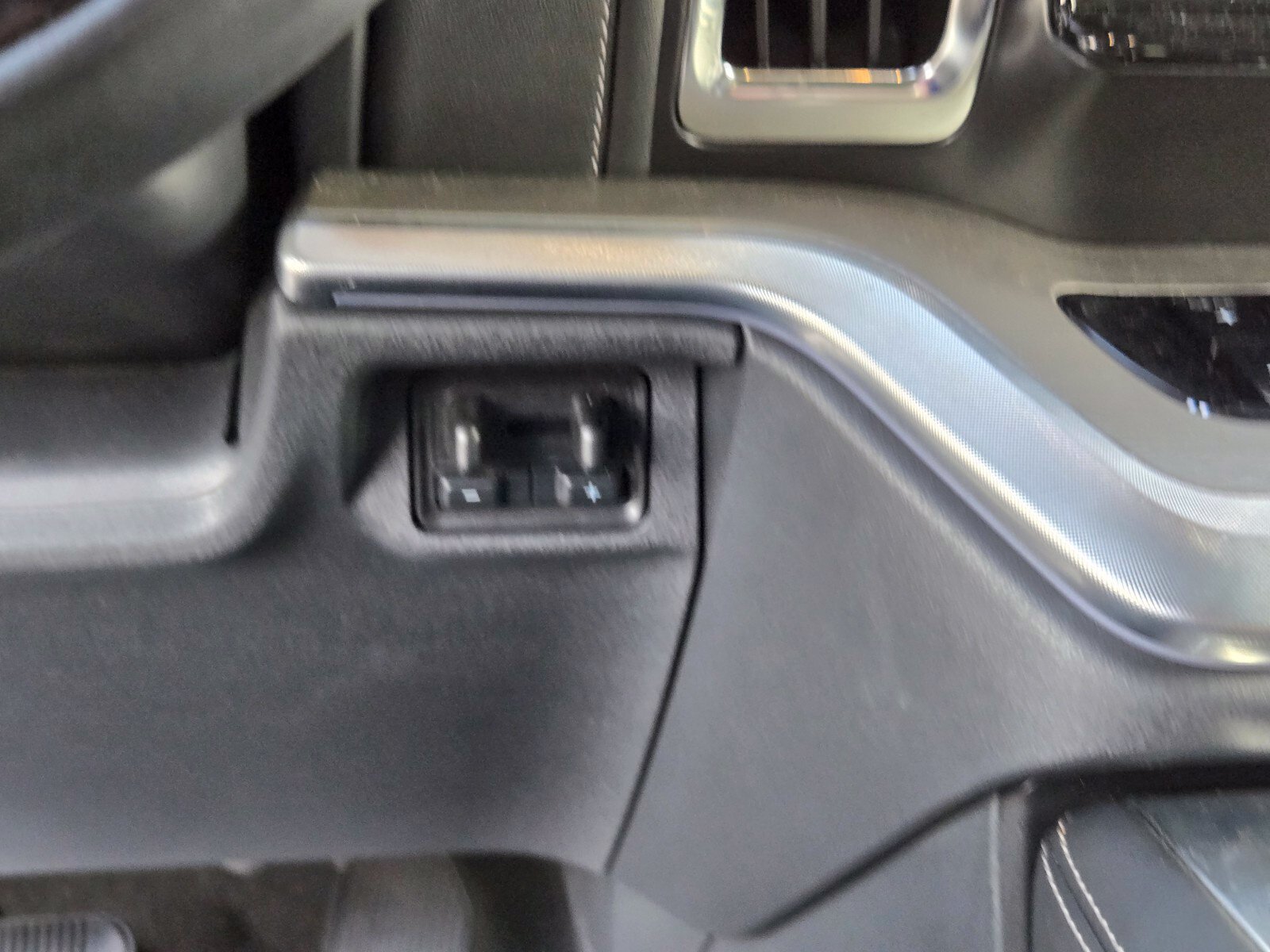 Used 2025 Ford Expedition Max Platinum AWD/4WD image 26