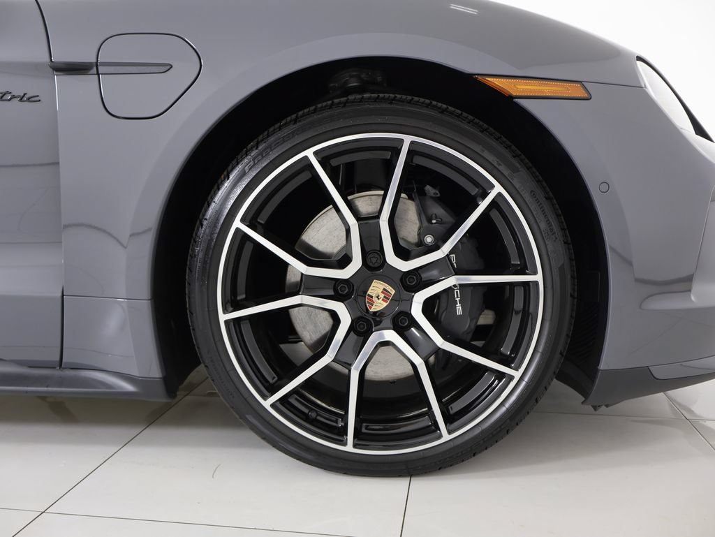 New 2026 Porsche Taycan RWD image 26