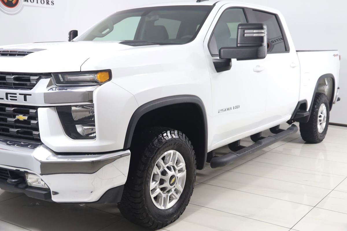 Used 2020 Chevrolet Silverado 2500 LT AWD/4WD image 46