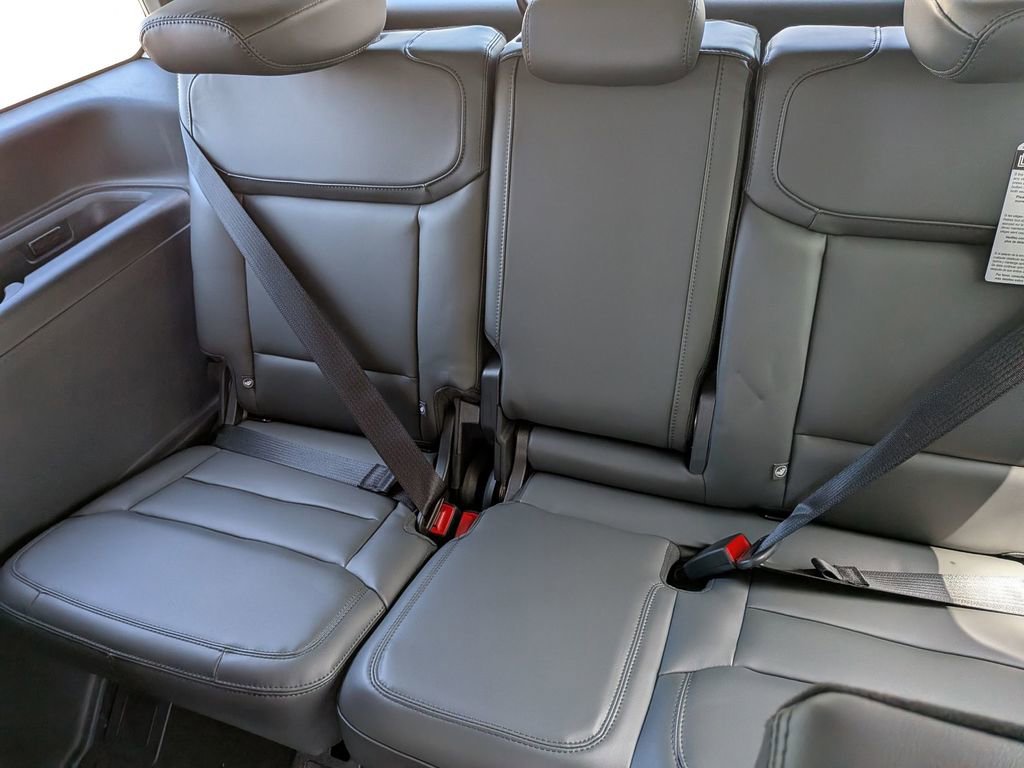 New 2026 Ford Expedition Active image 35