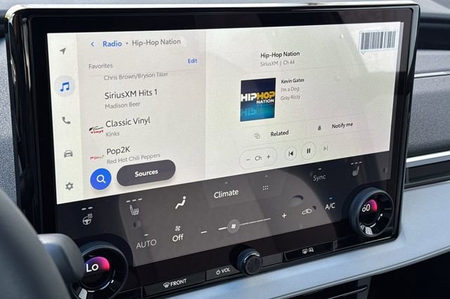 New 2026 Subaru Solterra image 15