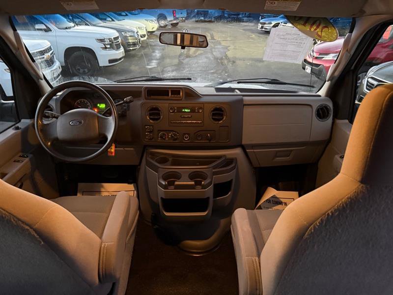 Used 2010 Ford E-250 and Econoline 250 Extended image 26