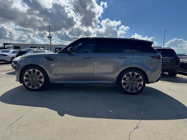 Used 2024 Land Rover Range Rover Sport Dynamic SE image 16