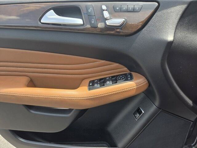 Used 2016 Mercedes-Benz GLE 450 4MATIC Coupe w/ Premium Package image 15